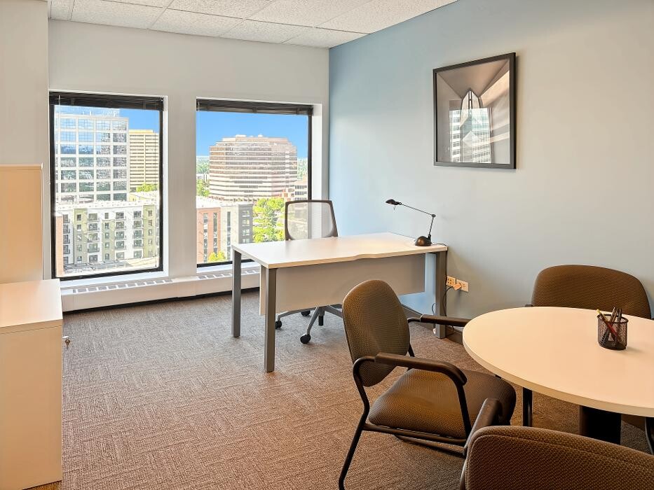 Images Regus - Denver - DTC Corporate Center III