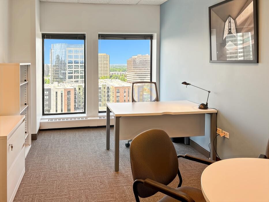 Images Regus - Denver - DTC Corporate Center III