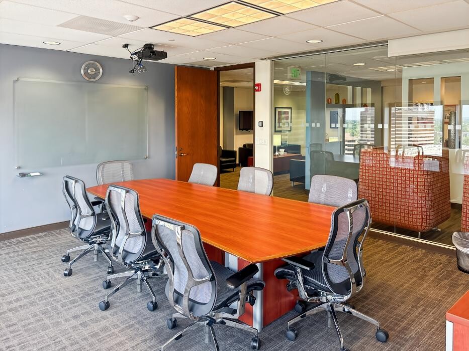 Images Regus - Denver - DTC Corporate Center III