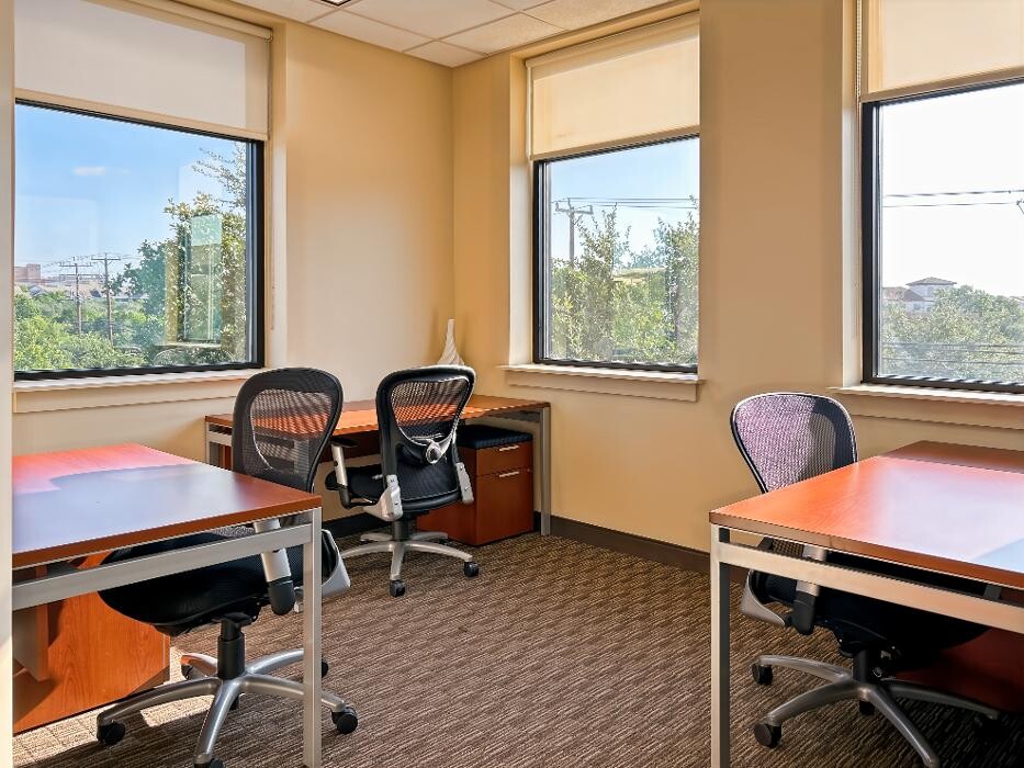 Images Regus - San Antonio North Stone Oak