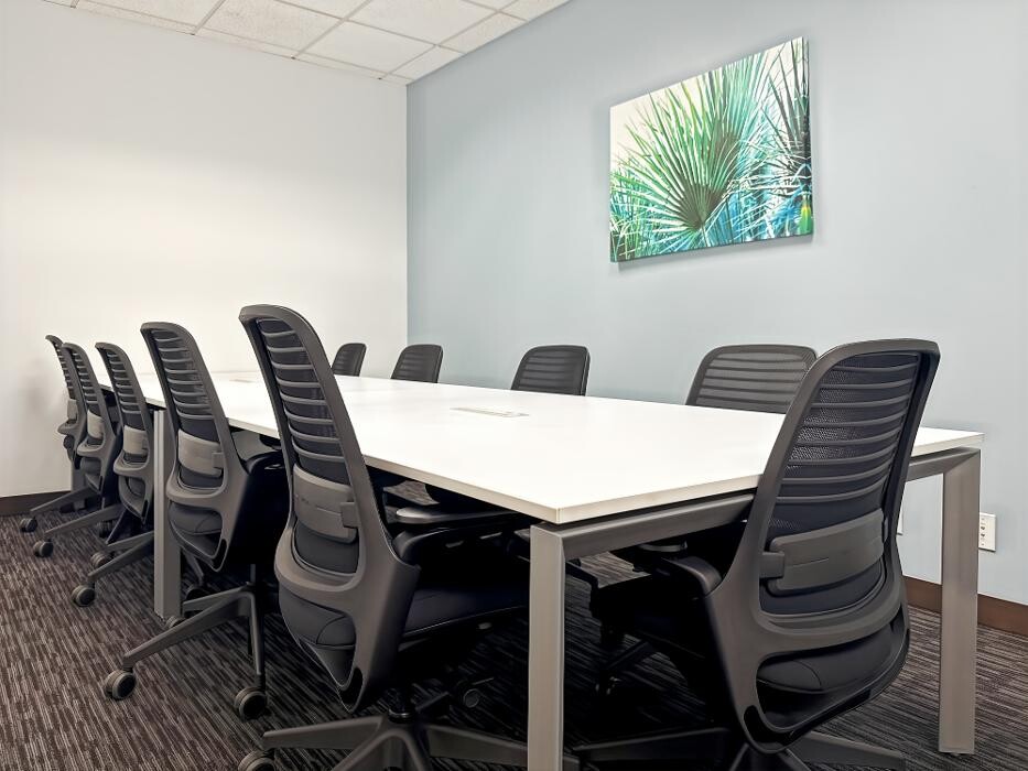 Images Regus - 12100 Wilshire Blvd