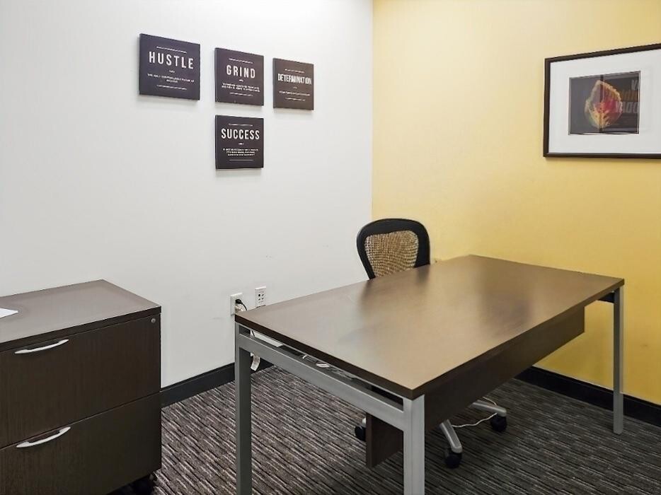 Images Regus - Jacksonville - Bank of America Tower