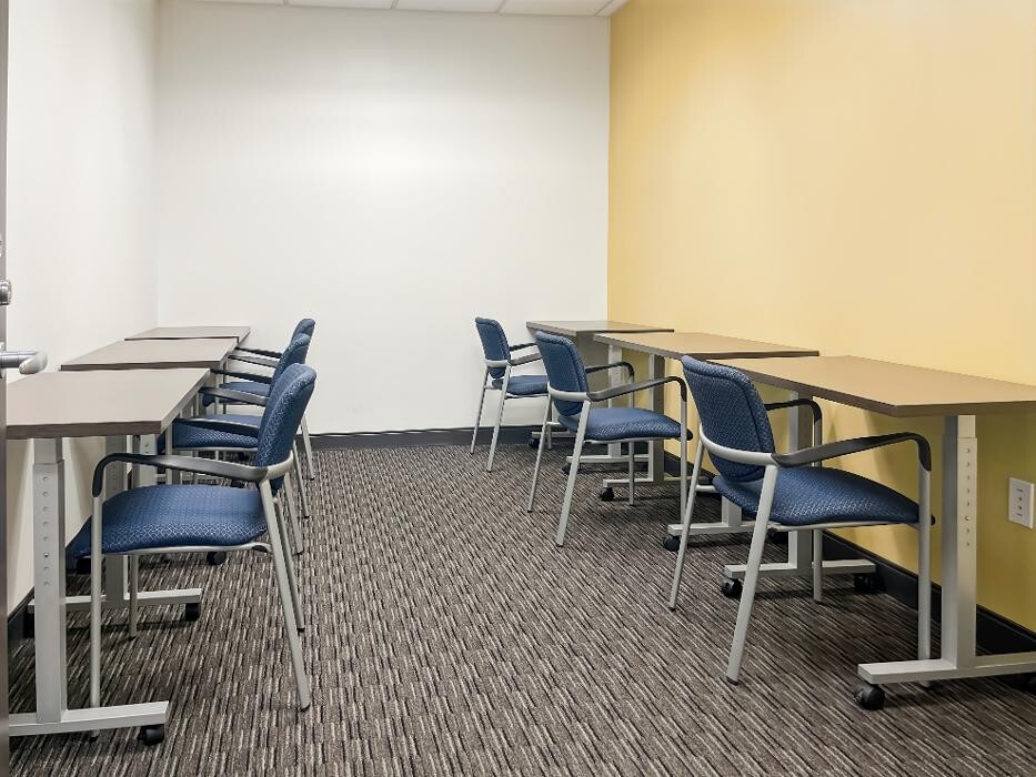 Images Regus - Dallas - Downtown Republic Center