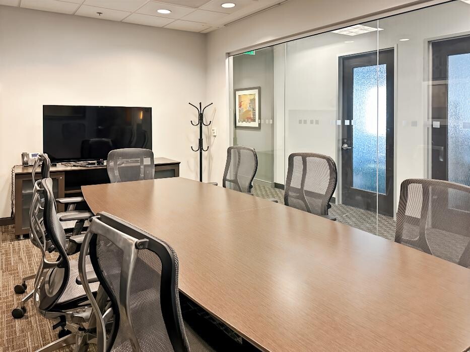 Images Regus - Columbia Town Center