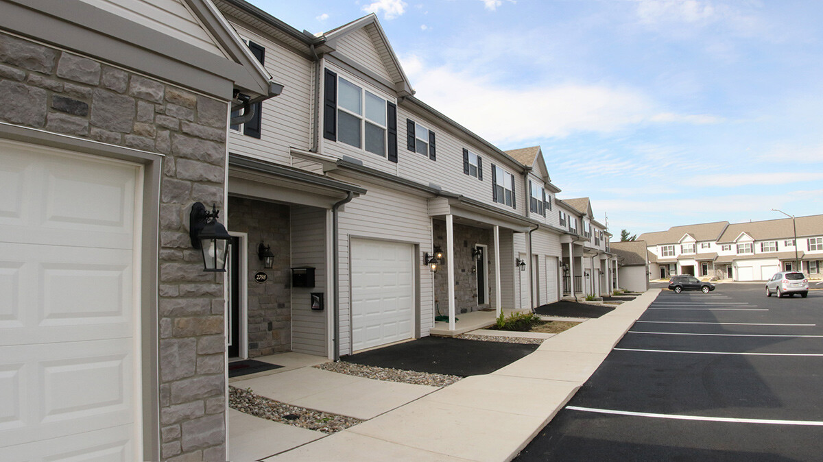 Images Stone Gate Village
