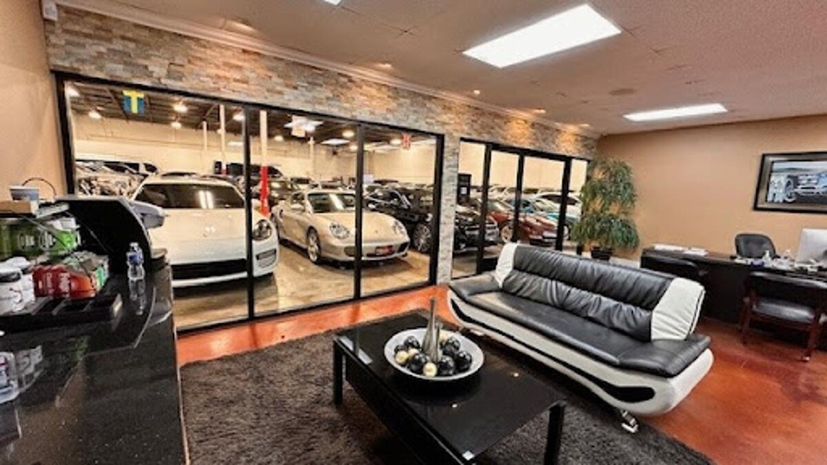 Images Dallas Auto Center