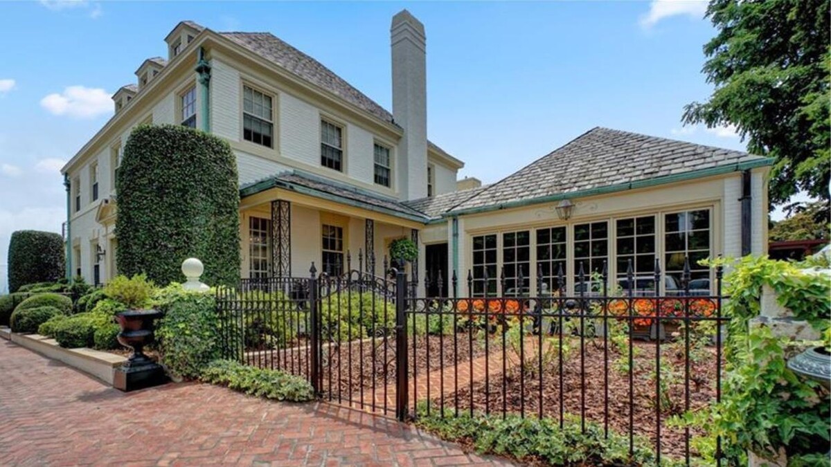 Images CertaPro Painters of Virginia Beach, VA