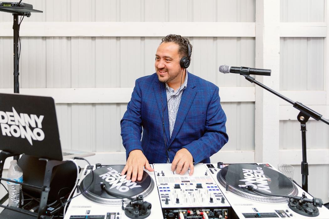 Images DJ Denny Romo