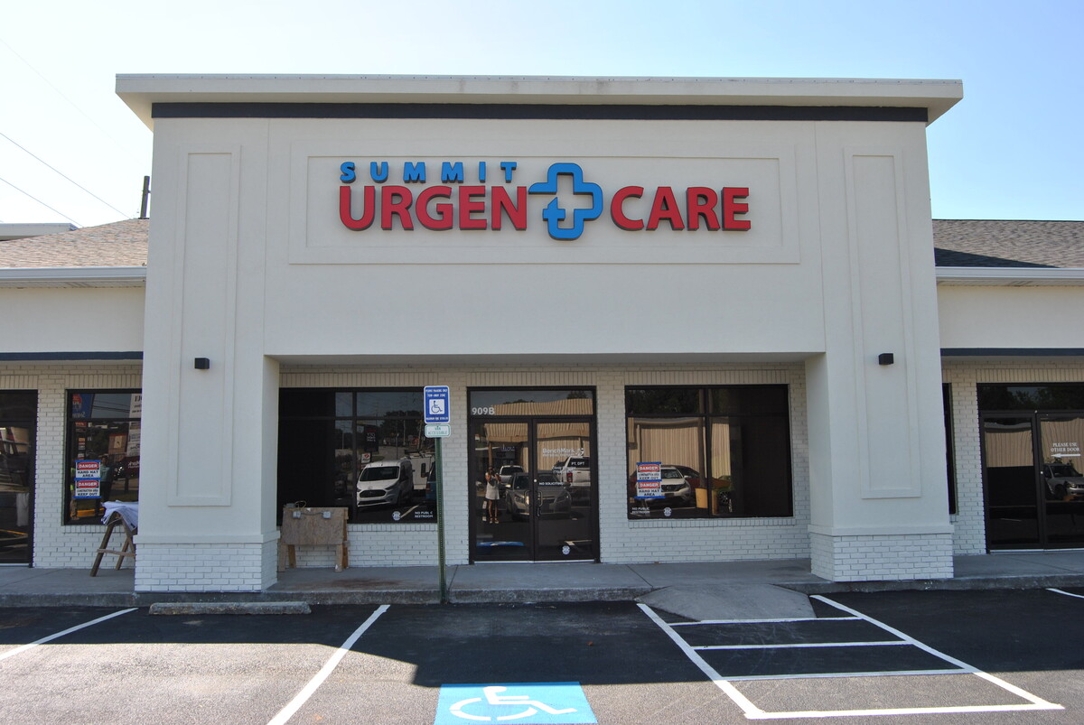 Images Summit Urgent Care - Carrollton
