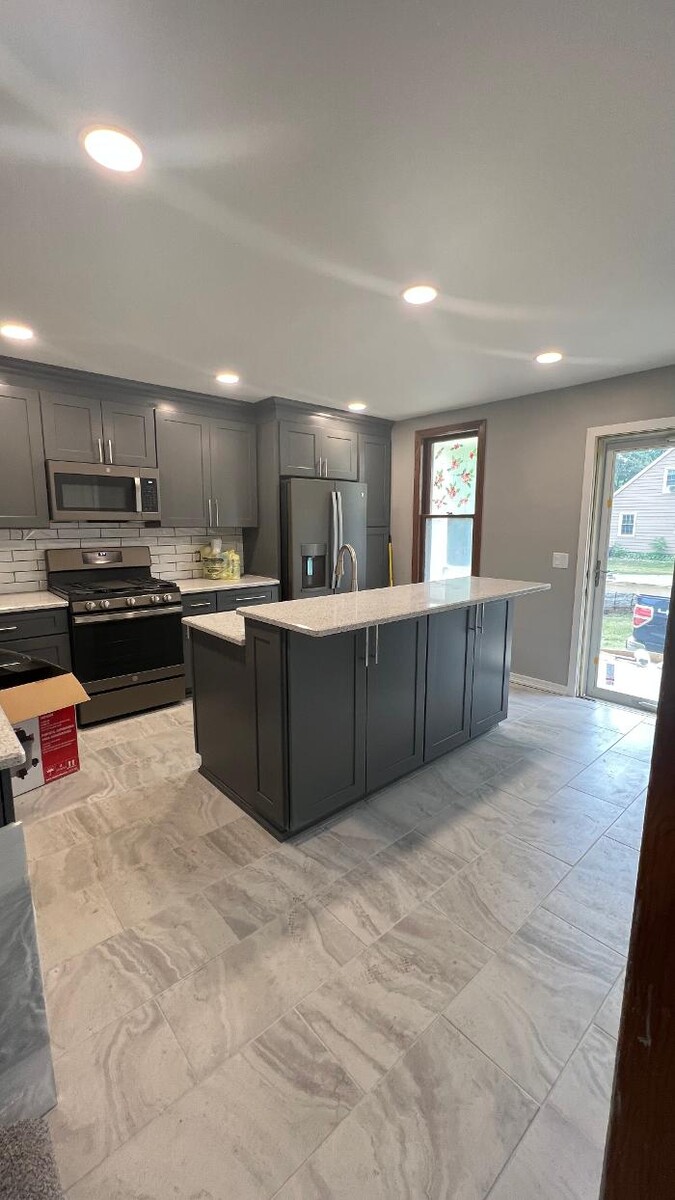 Images MD Home Services, Inc. - Roofing Contractor