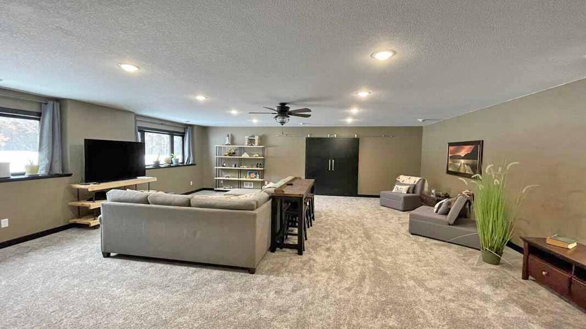 Images L J Level Construction Inc.