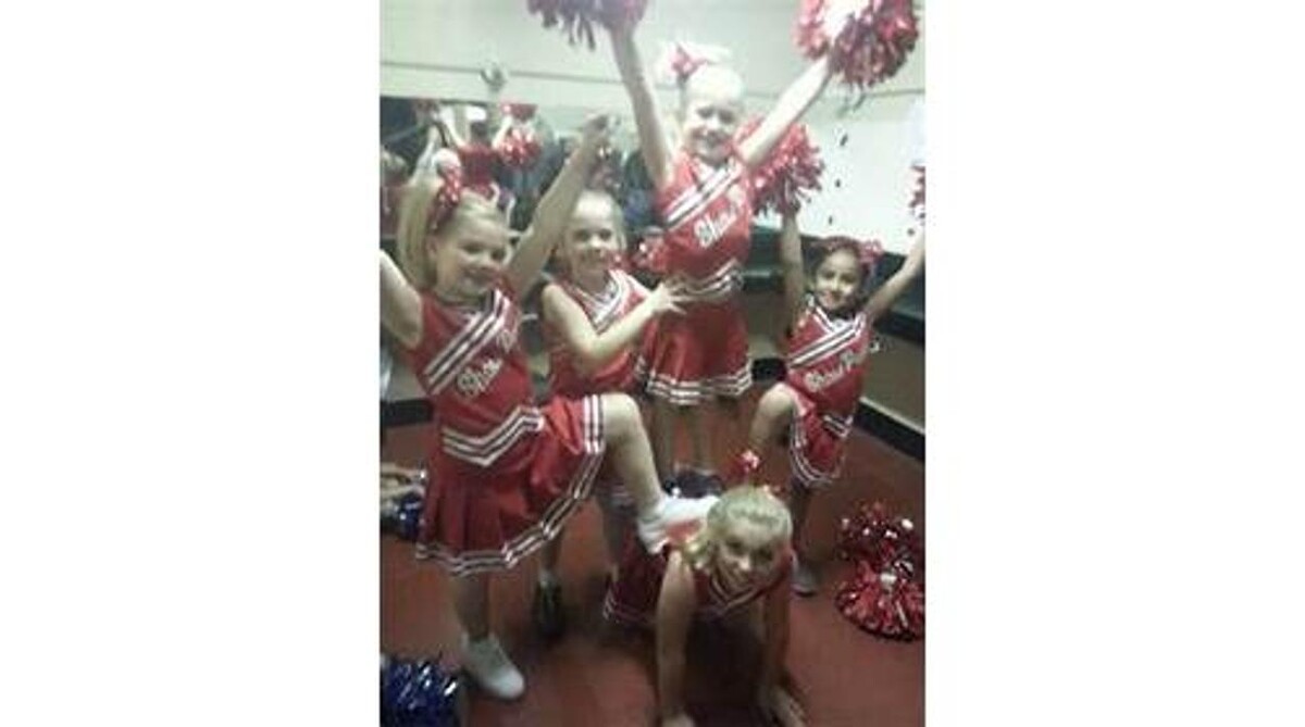 Images Show Poms Dance & Cheer Teams