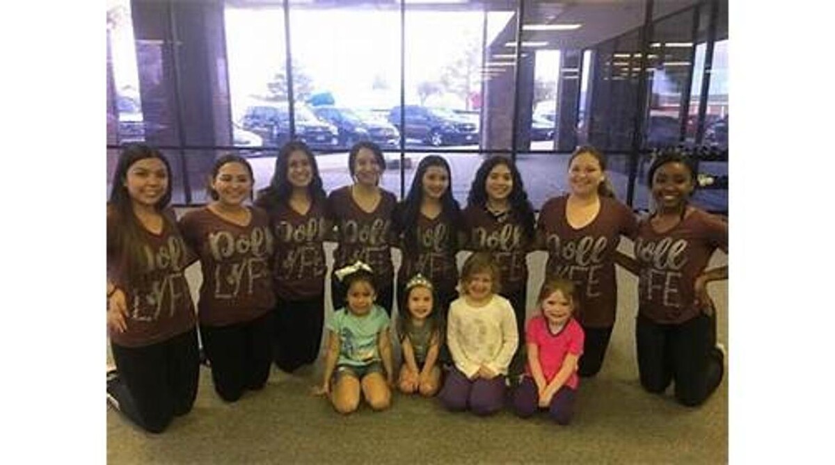 Images Show Poms Dance & Cheer Teams