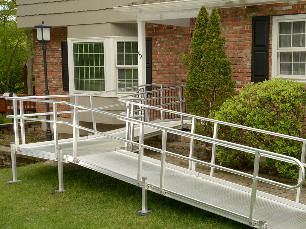 Images RIGHT NOW MOBILITY STAIRLIFTS