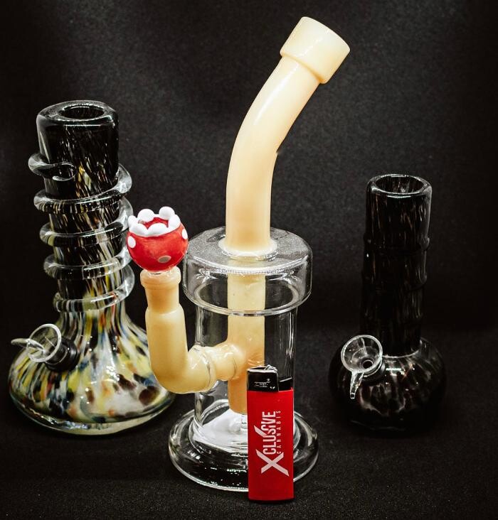 Images Xclusive Cannabis Dispensary