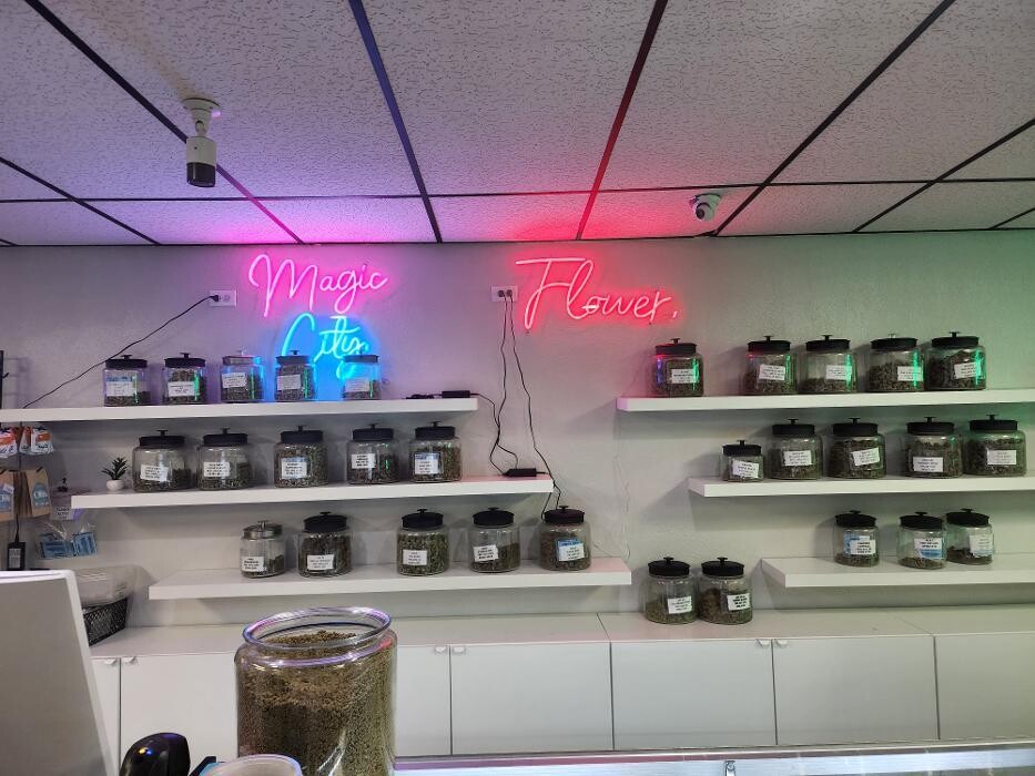 Images Xclusive Cannabis Dispensary