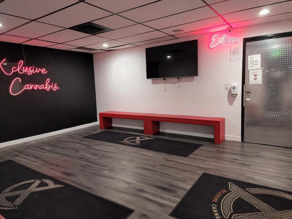 Images Xclusive Cannabis Dispensary