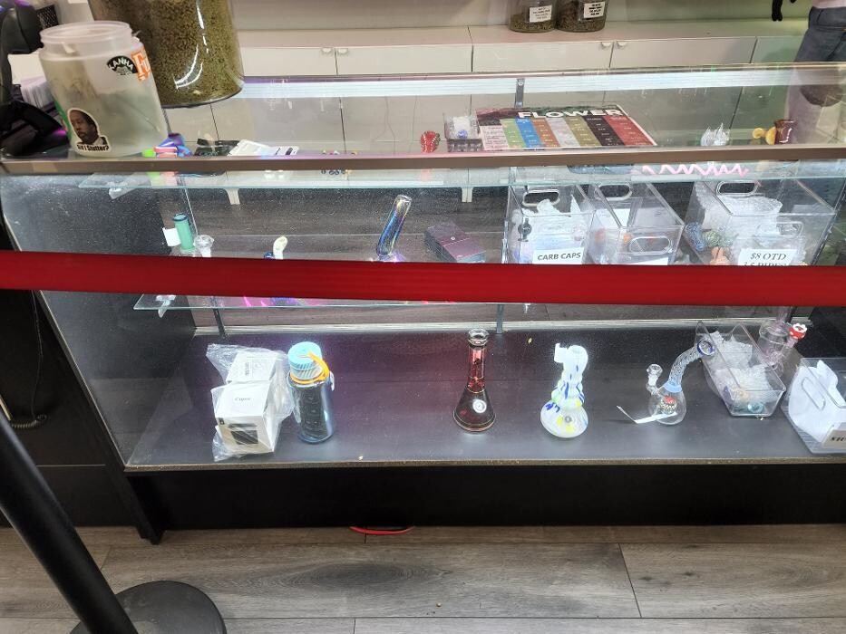 Images Xclusive Cannabis Dispensary