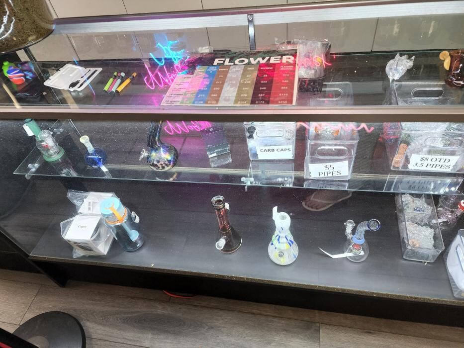 Images Xclusive Cannabis Dispensary