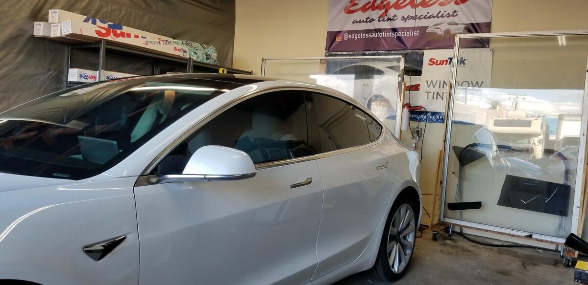 Images Edgeless Auto Tint specialist