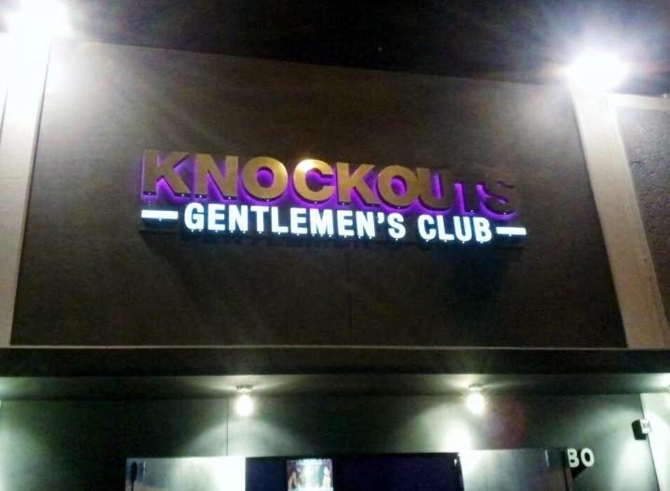 Images Knockouts - Topless Sports Bar - Arcadia