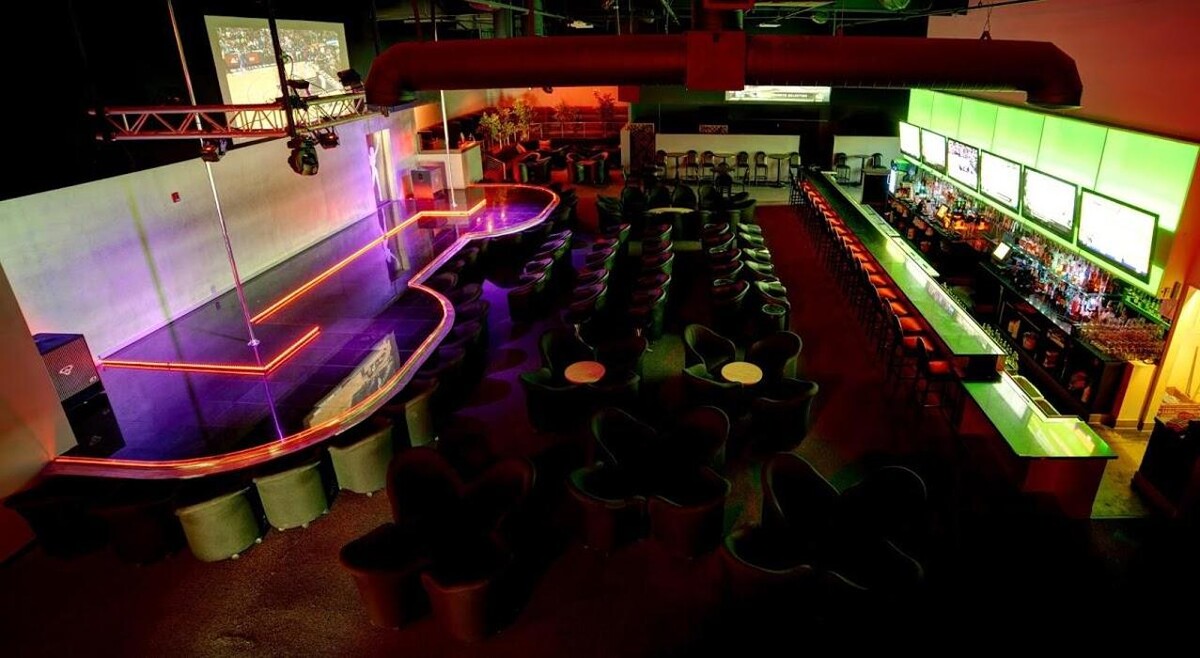 Images Knockouts - Topless Sports Bar - Arcadia