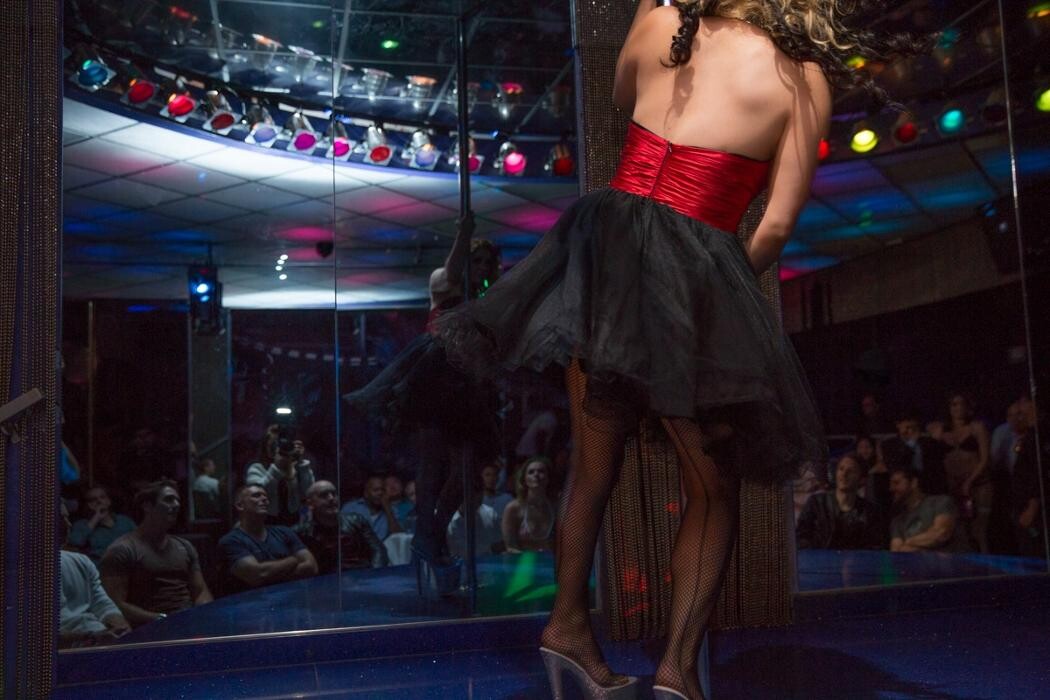 Images Deja Vu Centerfolds