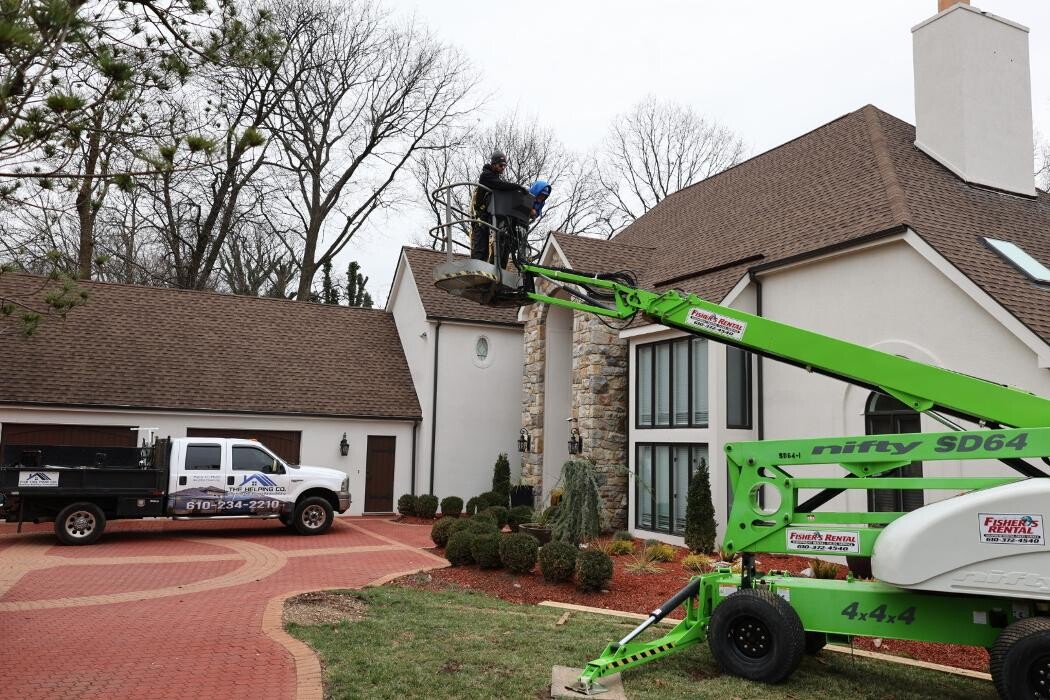 Images The Helping Company, LLC
