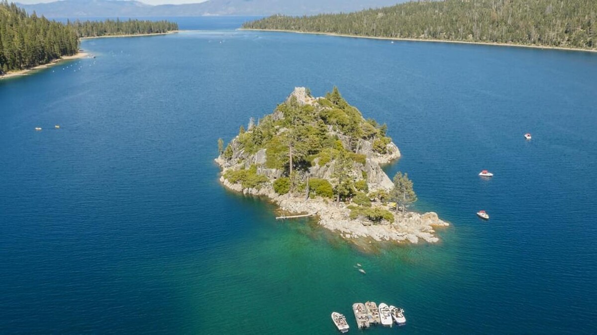 Images Rent A Boat Lake Tahoe