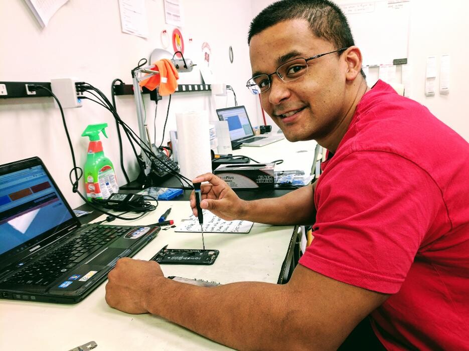 Images uBreakiFix - Phone and Computer Repair
