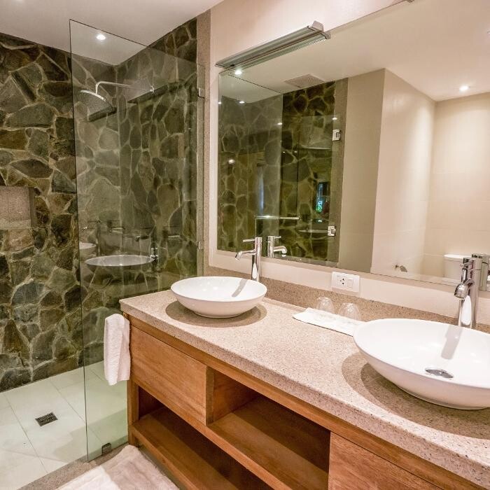 Images Arista Quartz & Natural Stones