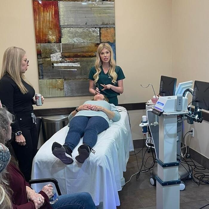 Images Adam & Eve Medical Aesthetics