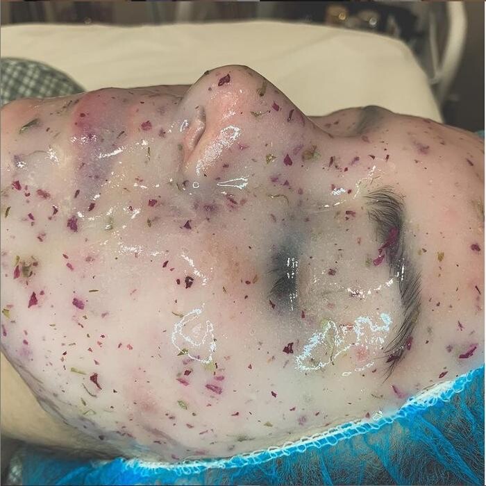 Images Adam & Eve Medical Aesthetics