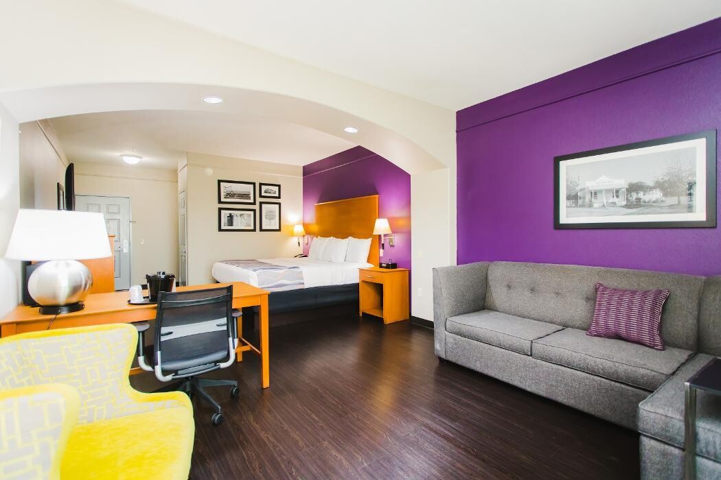 Images Palacio Royale Inn Signature