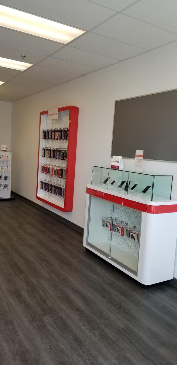 Images uBreakiFix - Phone and Computer Repair