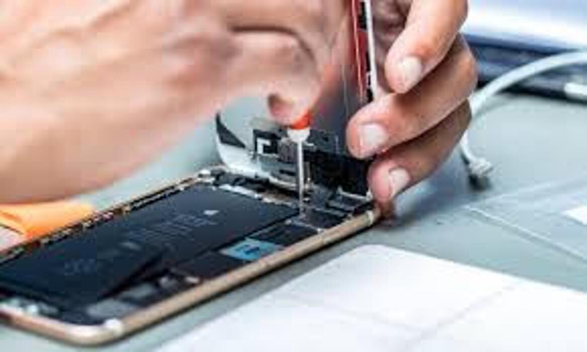 Images uBreakiFix - Phone and Computer Repair