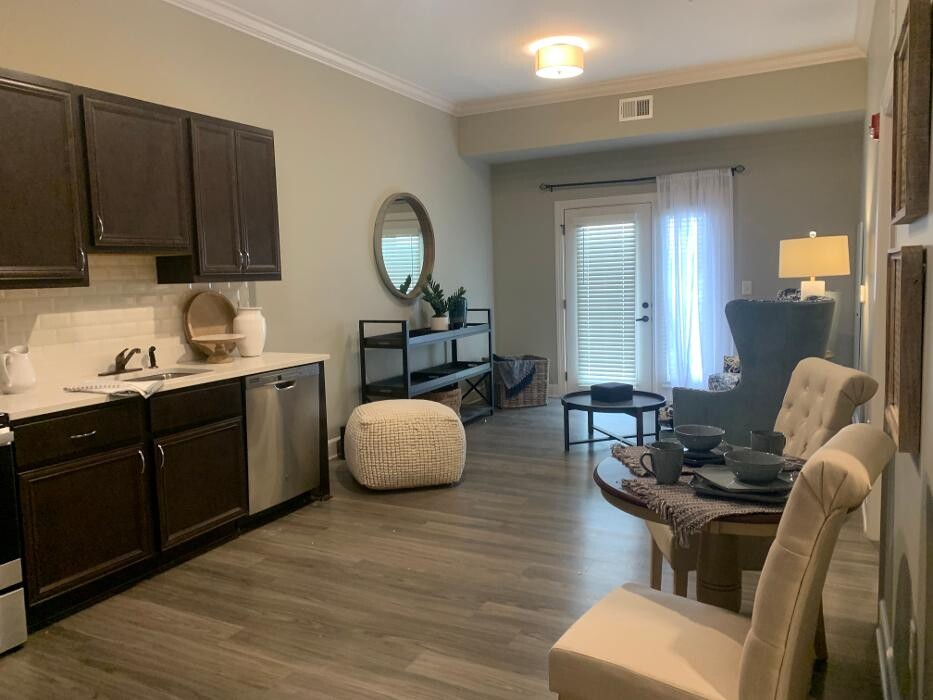 Images Residences at Wellpoint