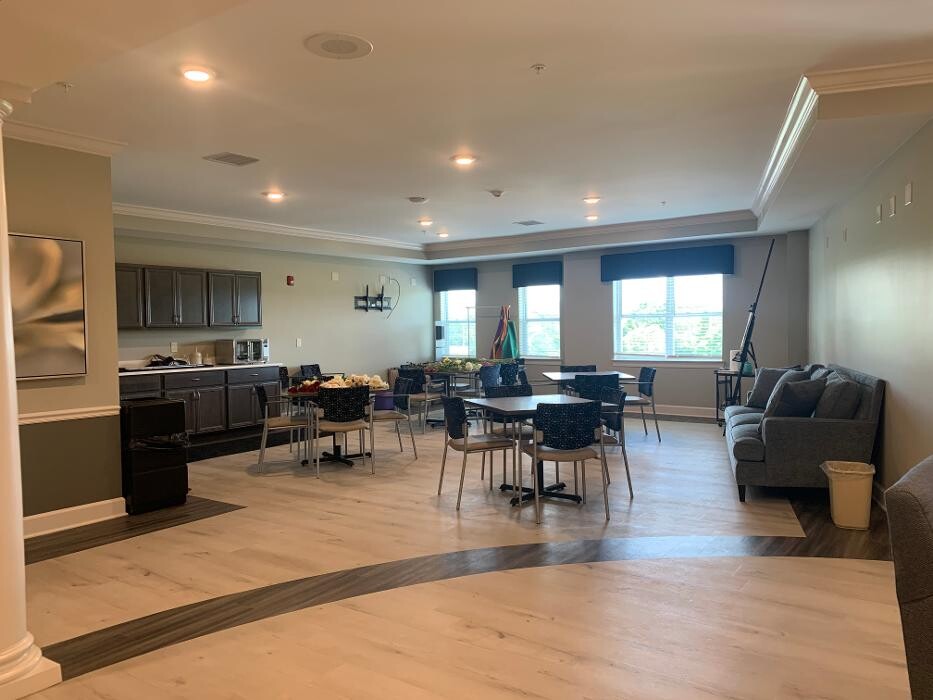 Images Residences at Wellpoint