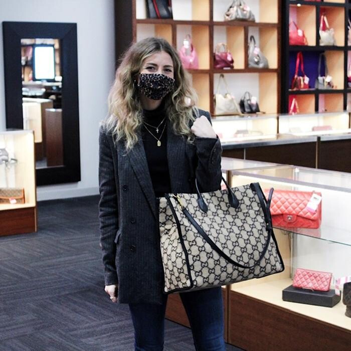 Images Keeks Buy + Sell Designer Handbags