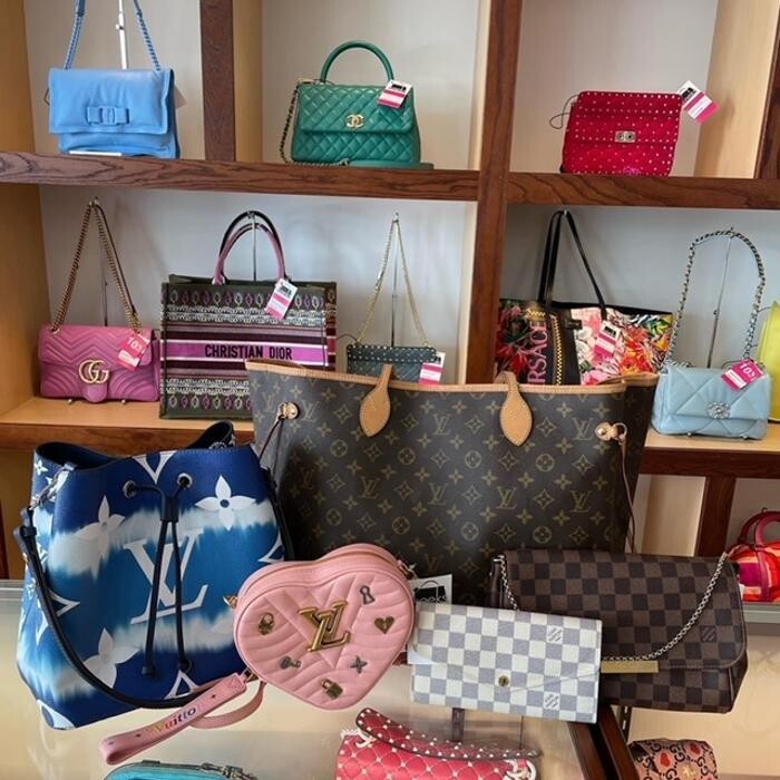 Images Keeks Buy + Sell Designer Handbags