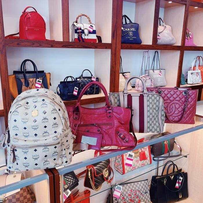 Images Keeks Buy + Sell Designer Handbags