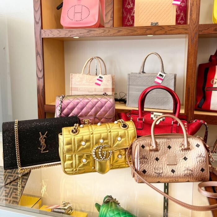 Images Keeks Buy + Sell Designer Handbags