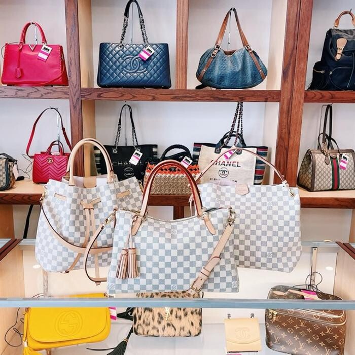 Images Keeks Buy + Sell Designer Handbags