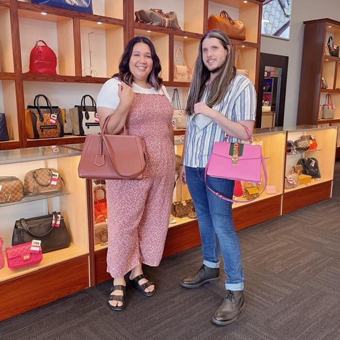 Images Keeks Buy + Sell Designer Handbags