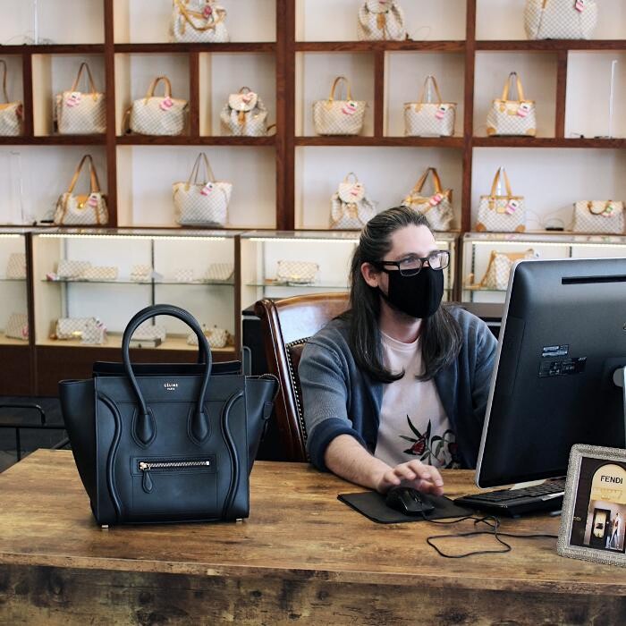 Images Keeks Buy + Sell Designer Handbags
