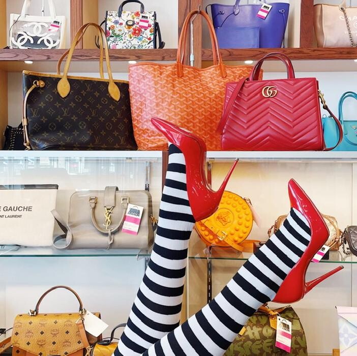 Images Keeks Buy + Sell Designer Handbags