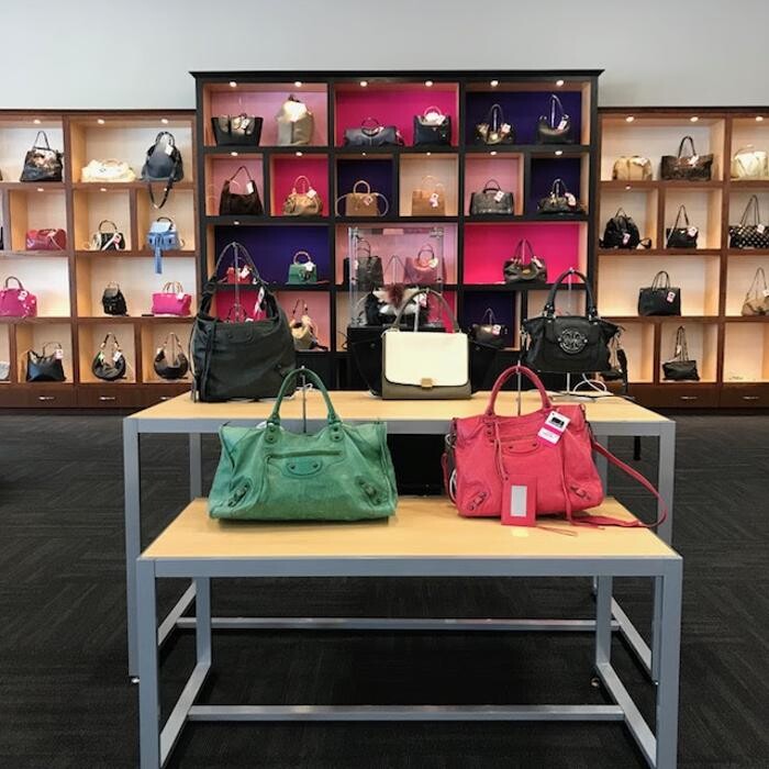 Images Keeks Buy + Sell Designer Handbags
