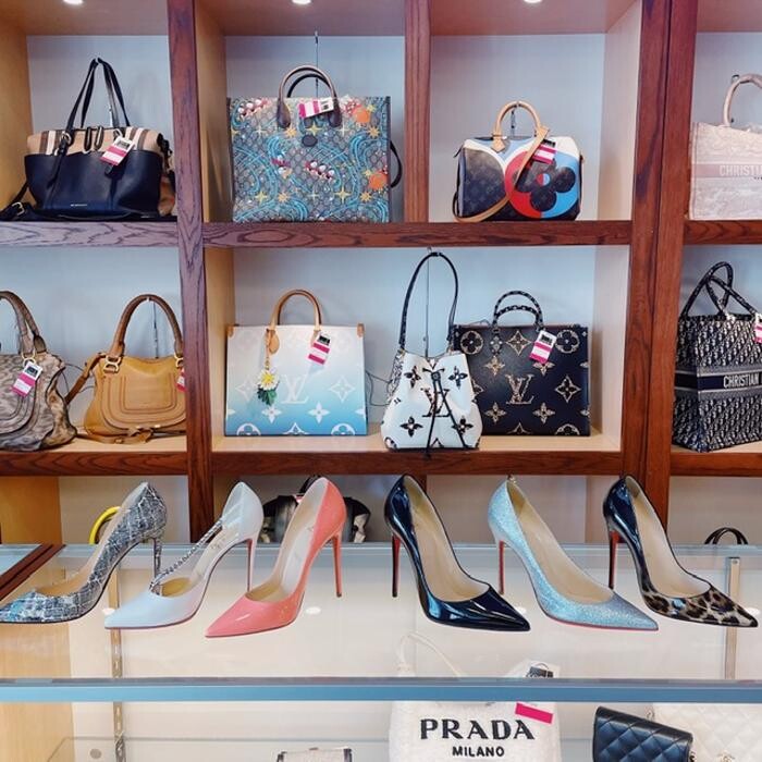 Images Keeks Buy + Sell Designer Handbags