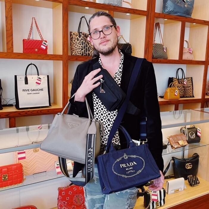 Images Keeks Buy + Sell Designer Handbags