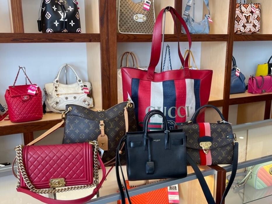 Images Keeks Buy + Sell Designer Handbags